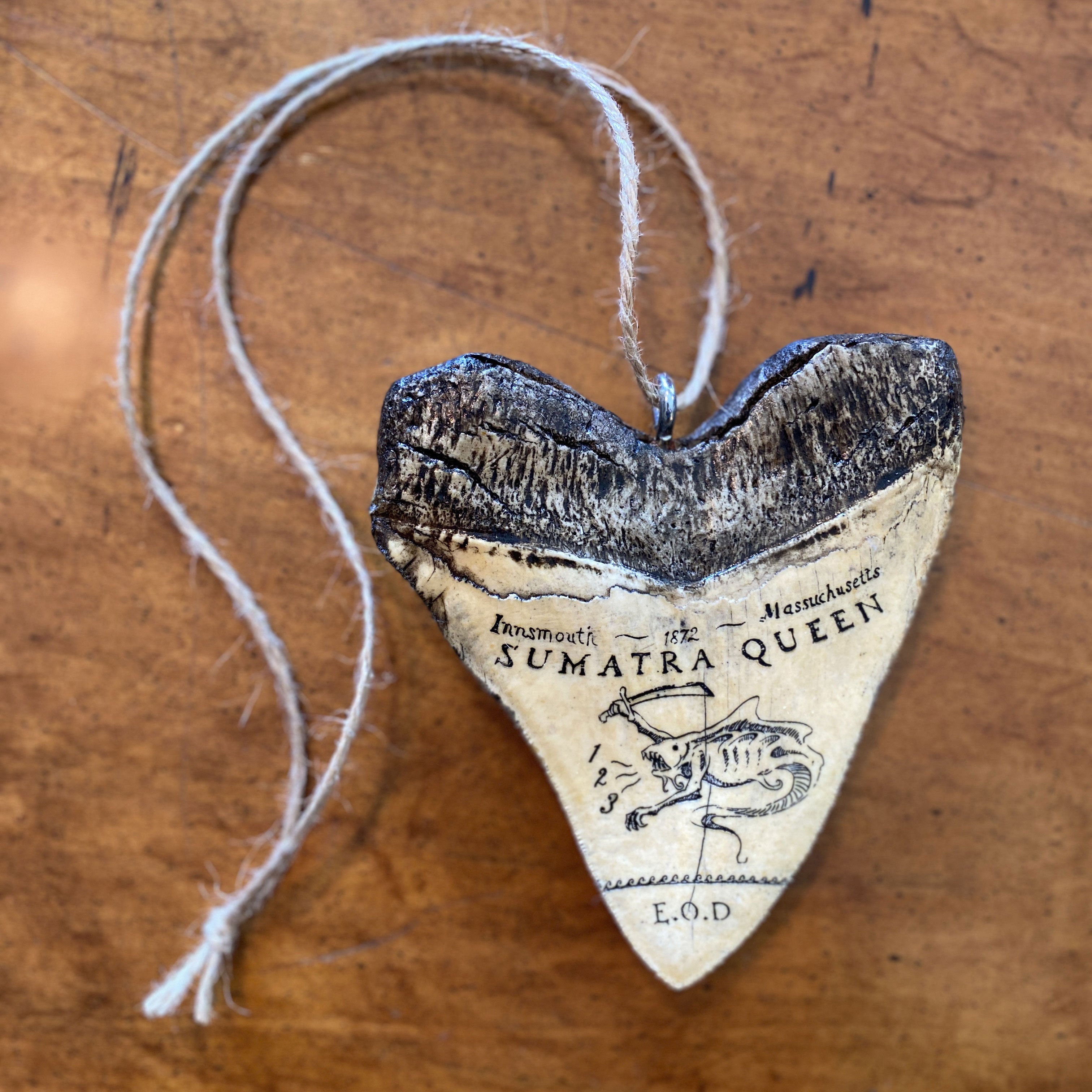 Tooth of Dagon - Innsmouth Scrimshaw Replica – The HPLHS Store